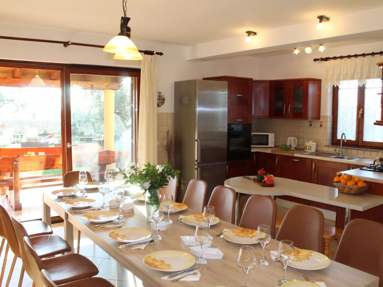 Gemütliches Ferienhaus mit Terrasse und Meerblick-Dedans