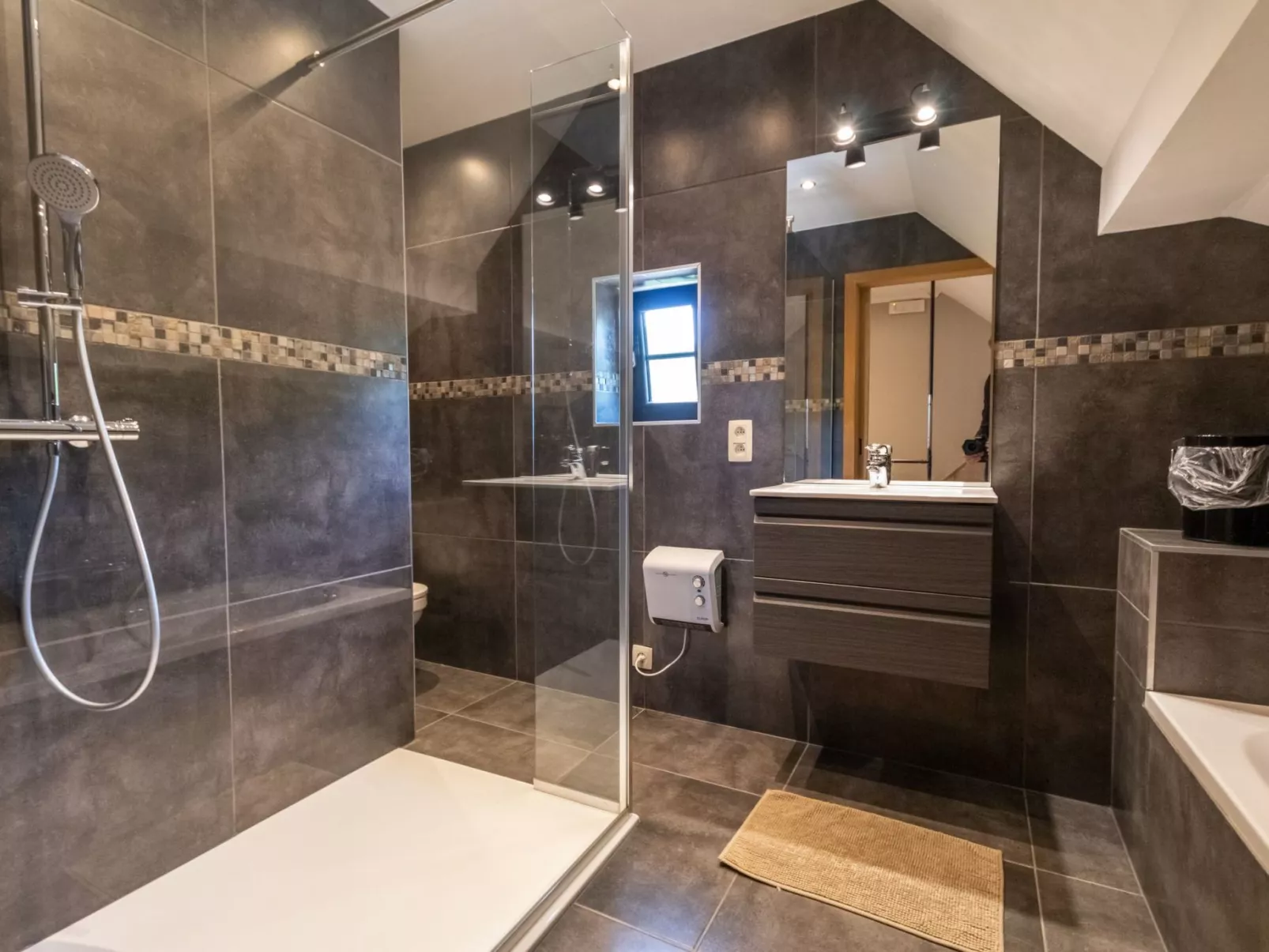 7p jacuzzi seeblick-Inside