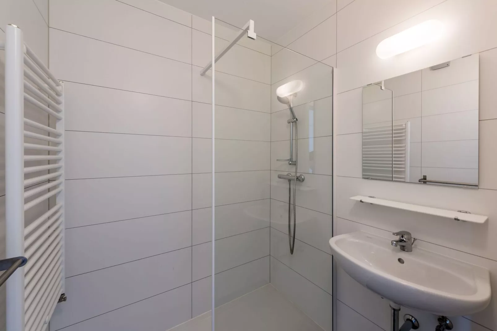 Olbia 101-Bathroom