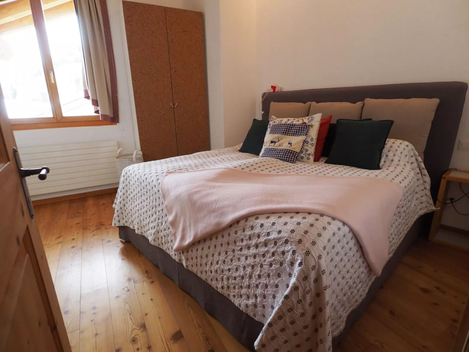 Chesa Aledeia A7-Drinnen