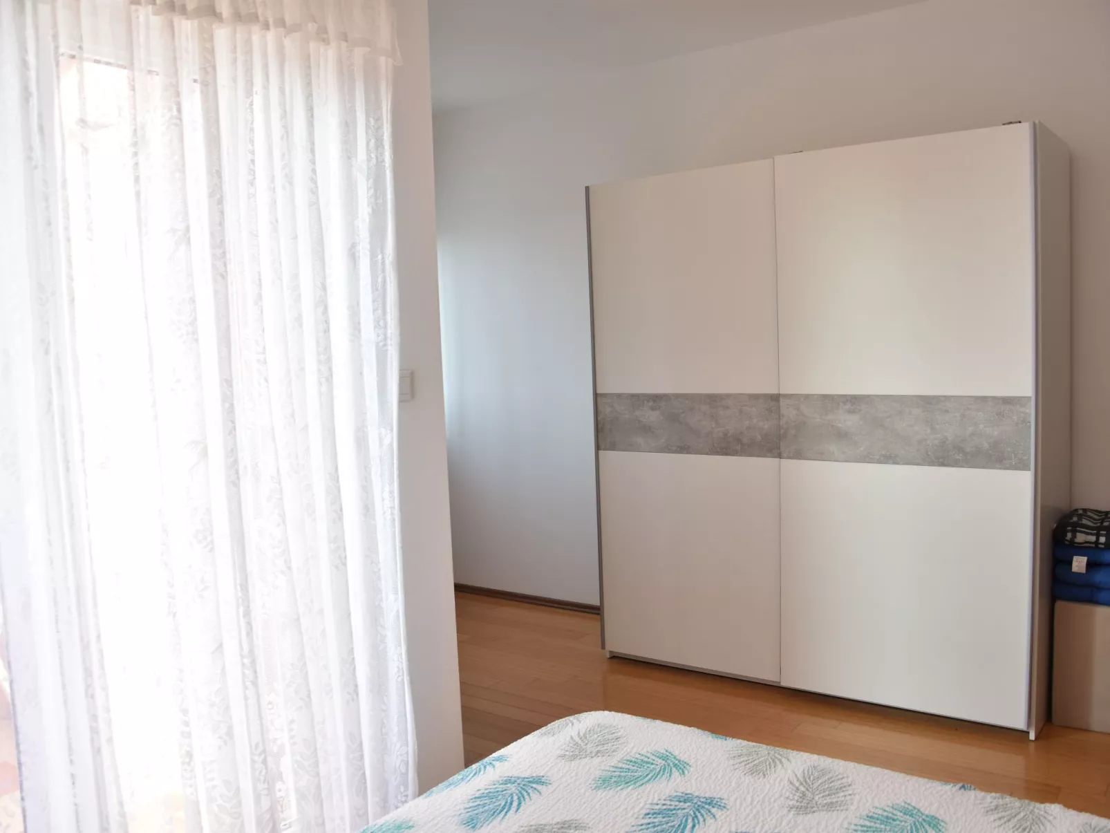 Ruhiges Ferienhaus mit Balkon und Garten-Inside