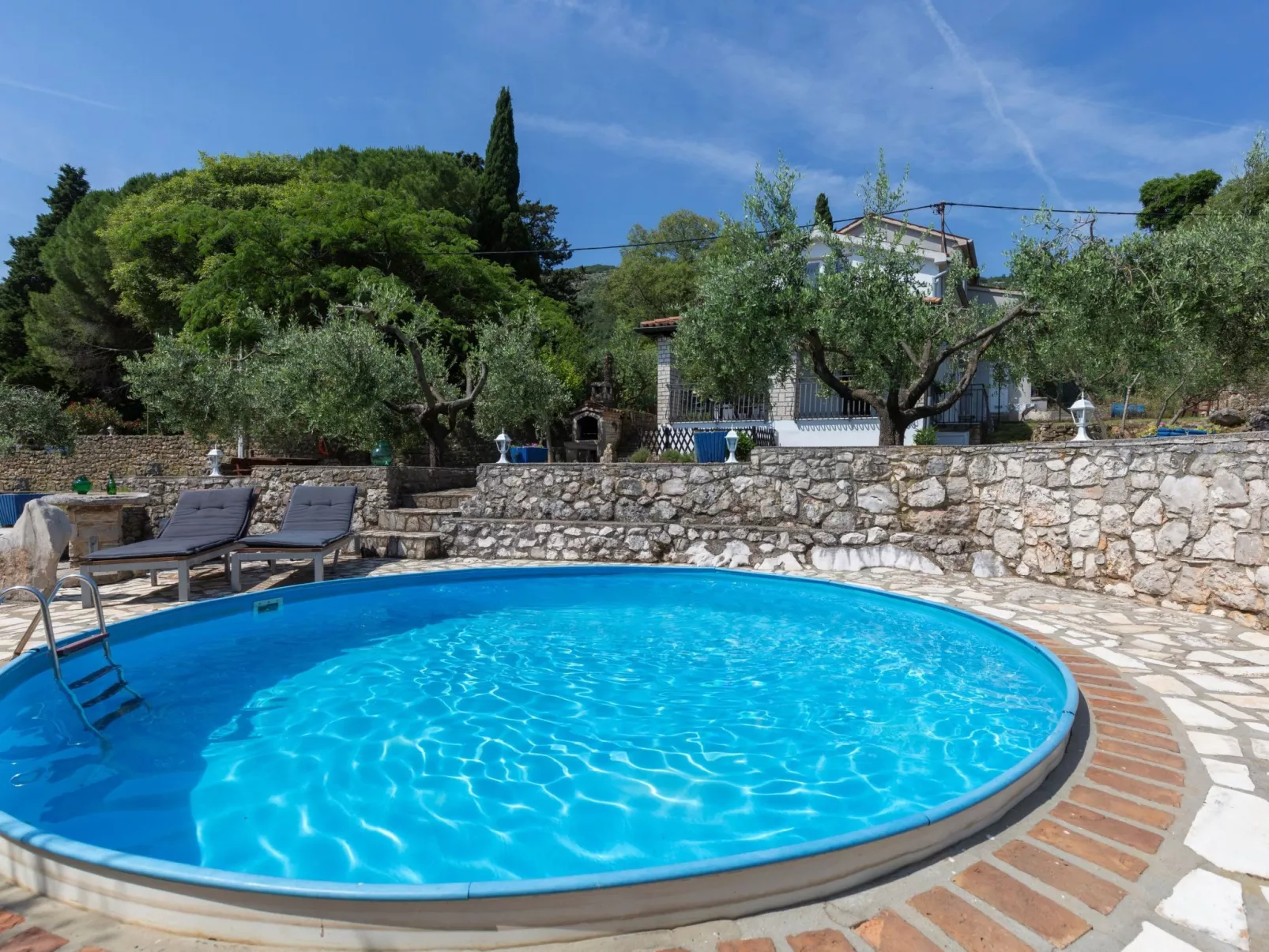 "Istria" mit eigenem Pool-Draußen