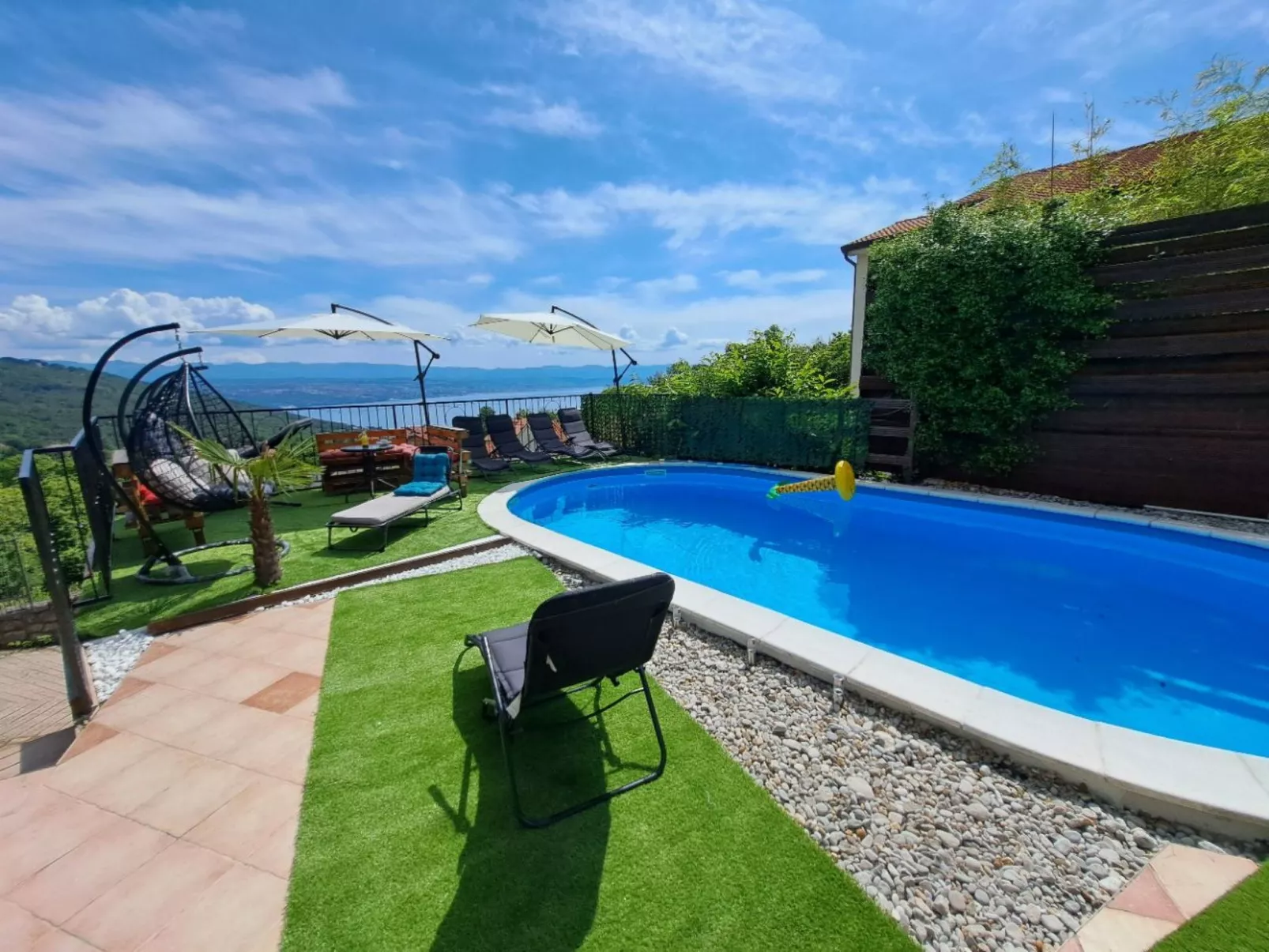 Wunderschöne Luxus-Familienvilla Emily-Dehors