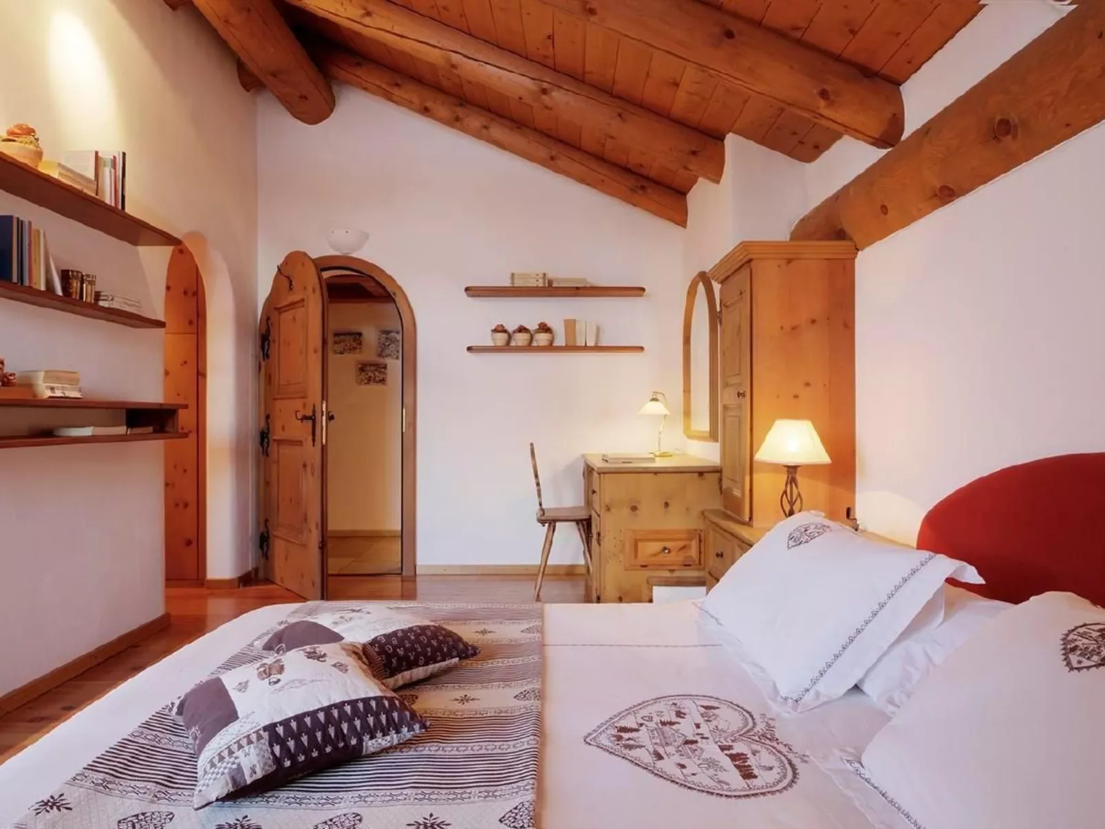 Chesarina Chalet-Drinnen