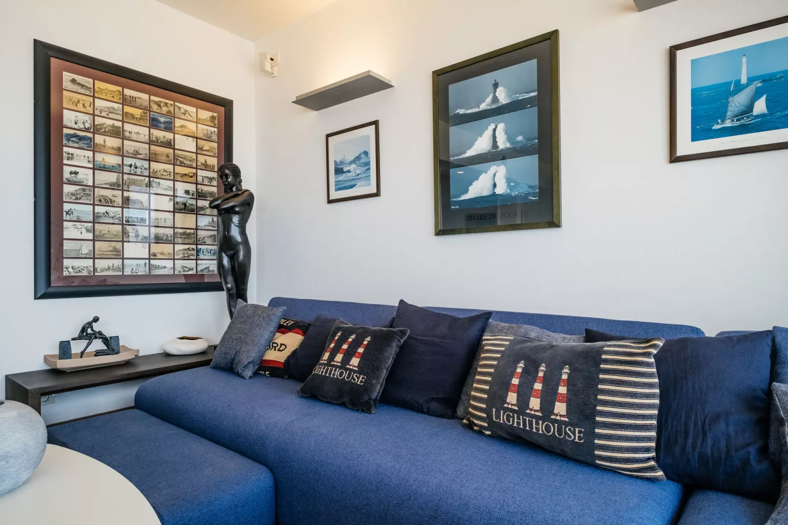 Las palmas 501-Living room