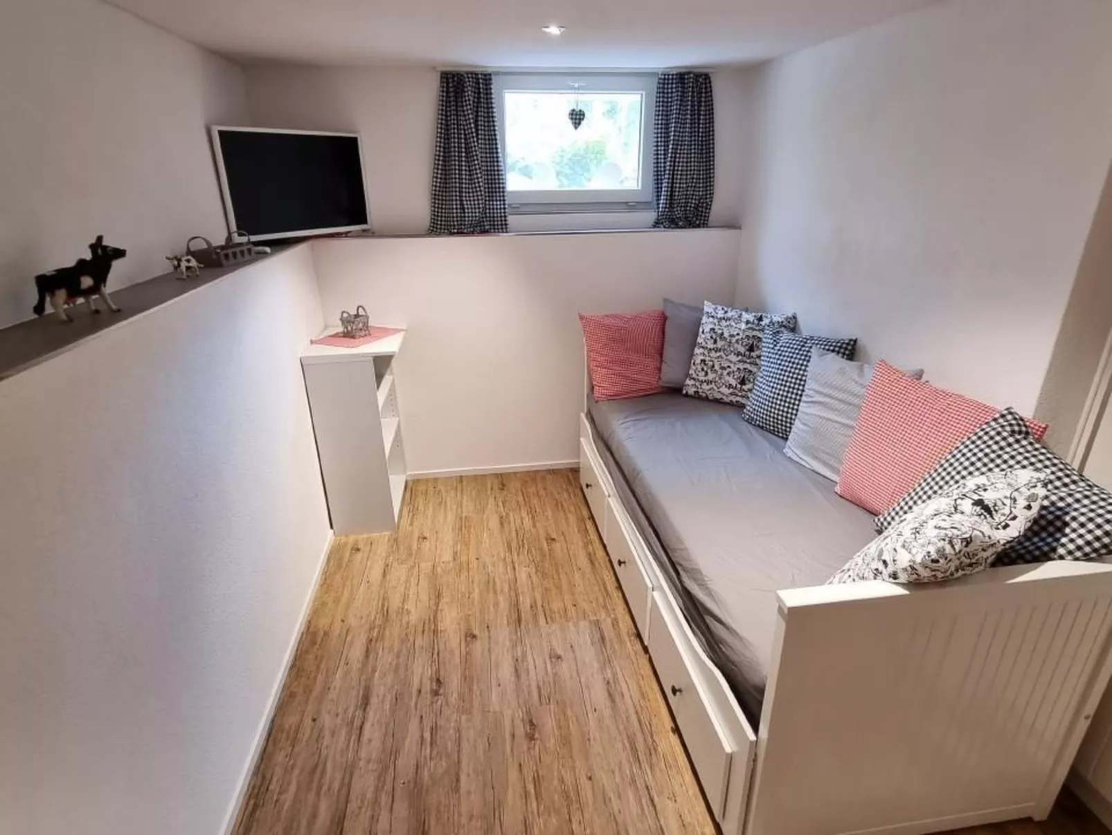 Kolibri Parterre-Inside