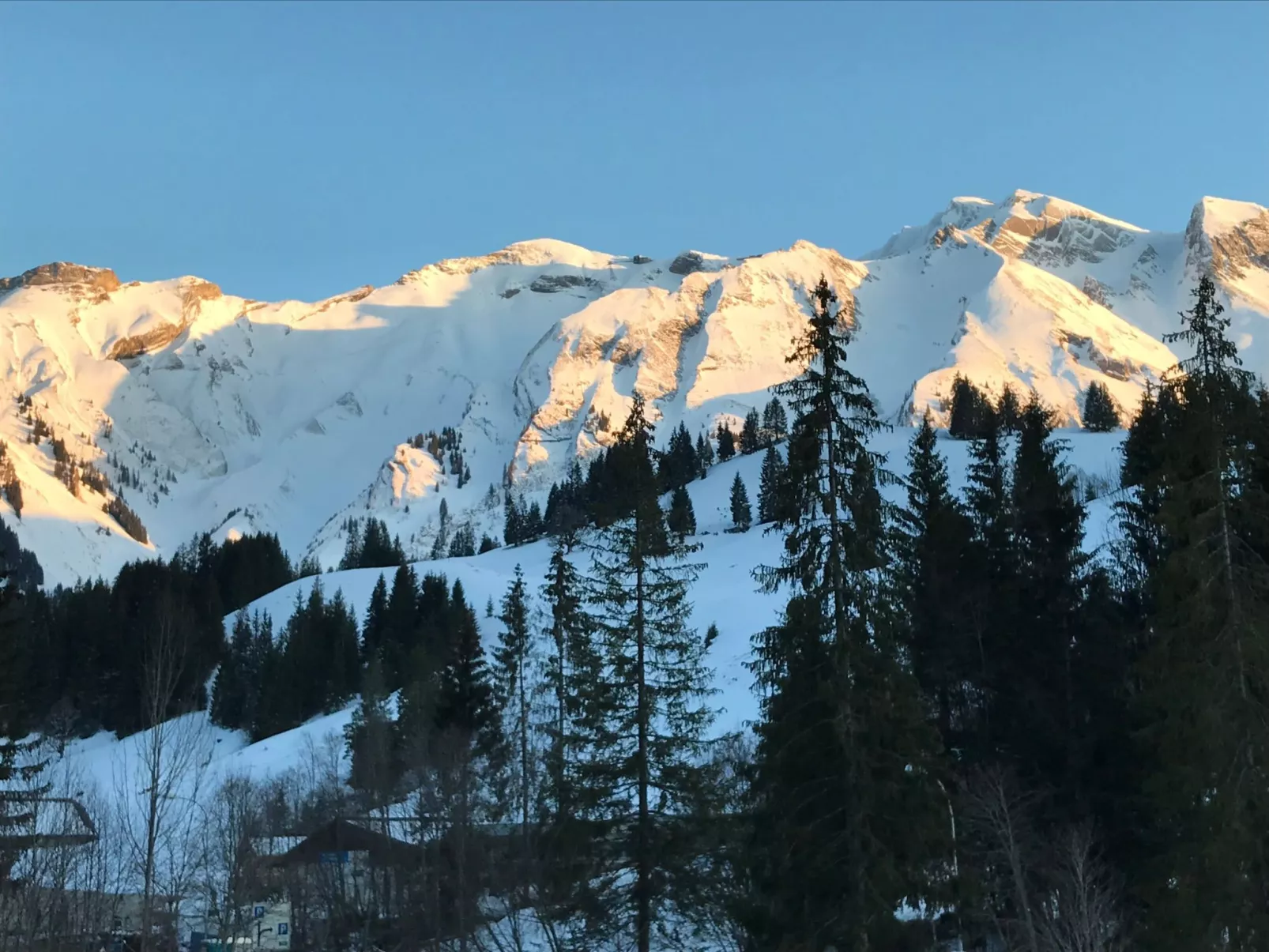 Chalet Föhrli-Image-tags.info