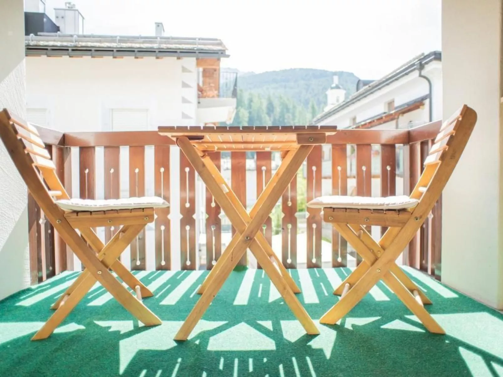 Chesa Curtin 2-Inside