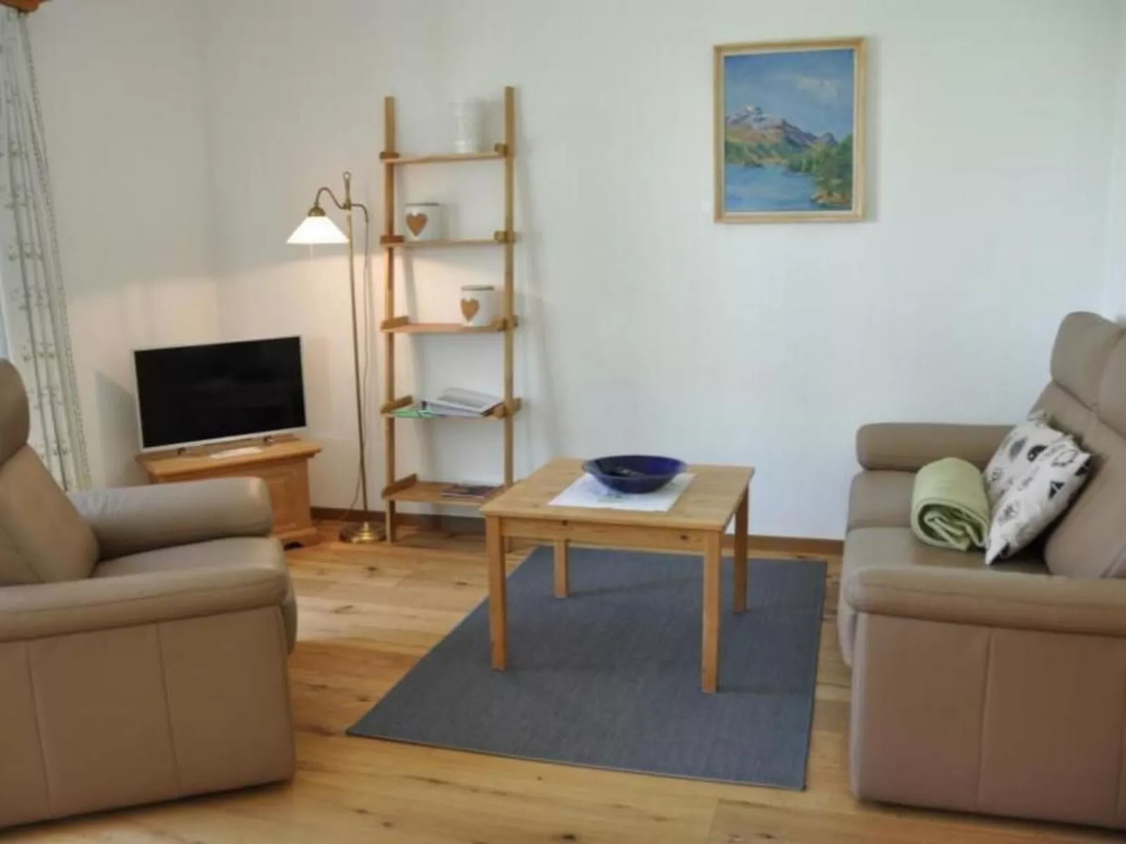 Chesa Semnadur H2 - Drinnen