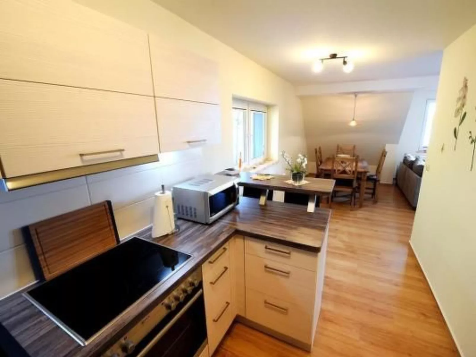 Charmante Ferienwohnung in Neukloster mit Terrasse-Dedans