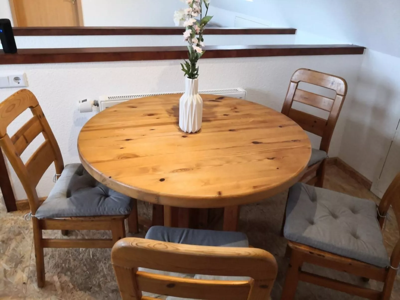 Haus am Wasser in Emden-Drinnen