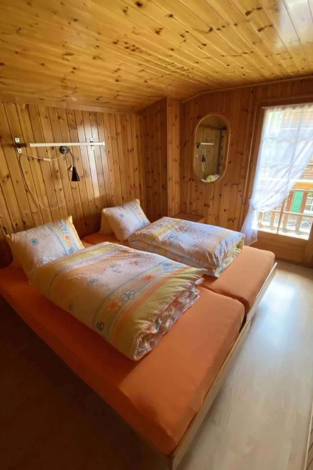 Chalet Spycher-Inside