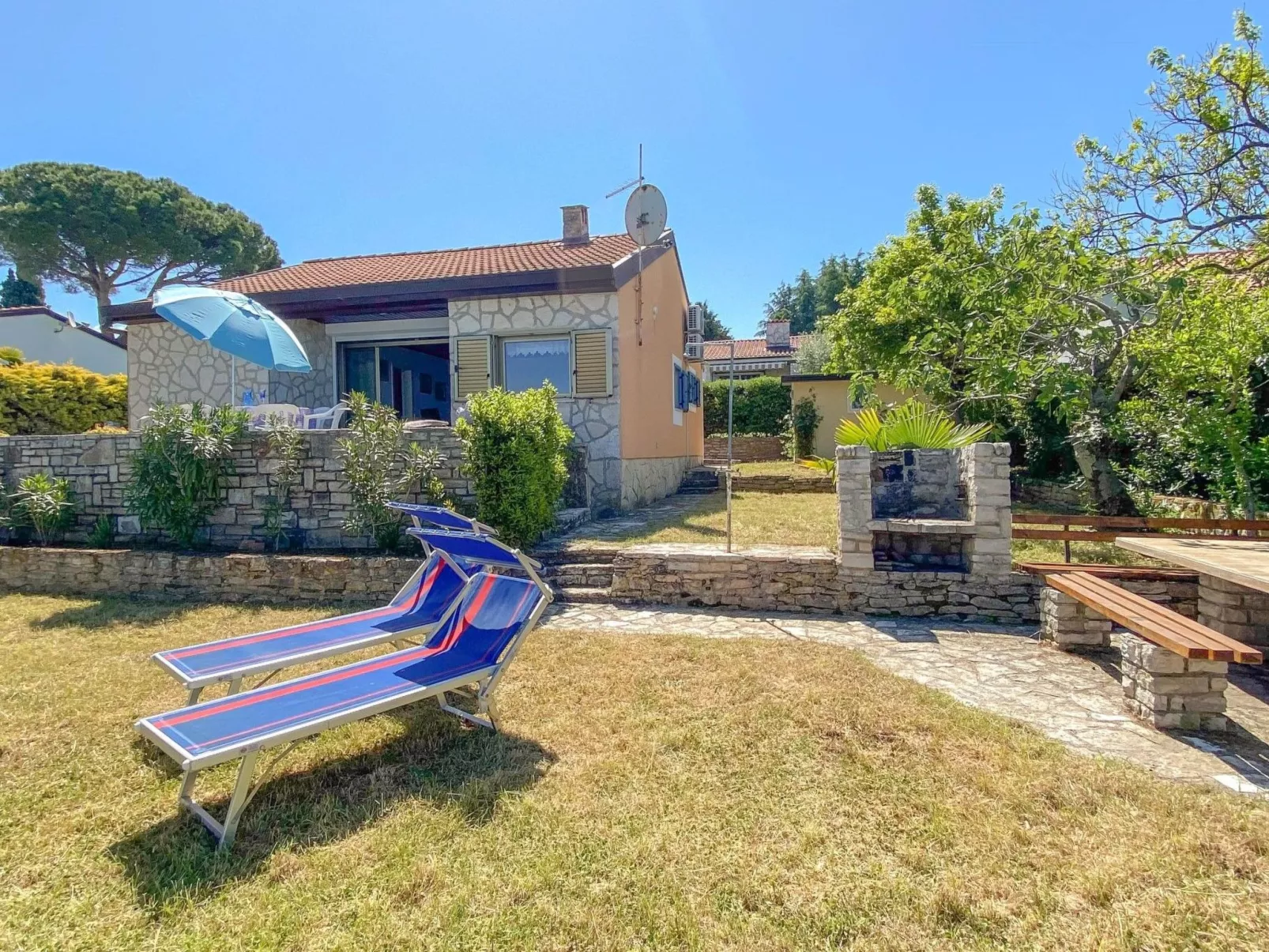 Für 6 Personen ca. 70 m&sup2; in Dajla, Istrien (Umag und Umgebung)-Outside