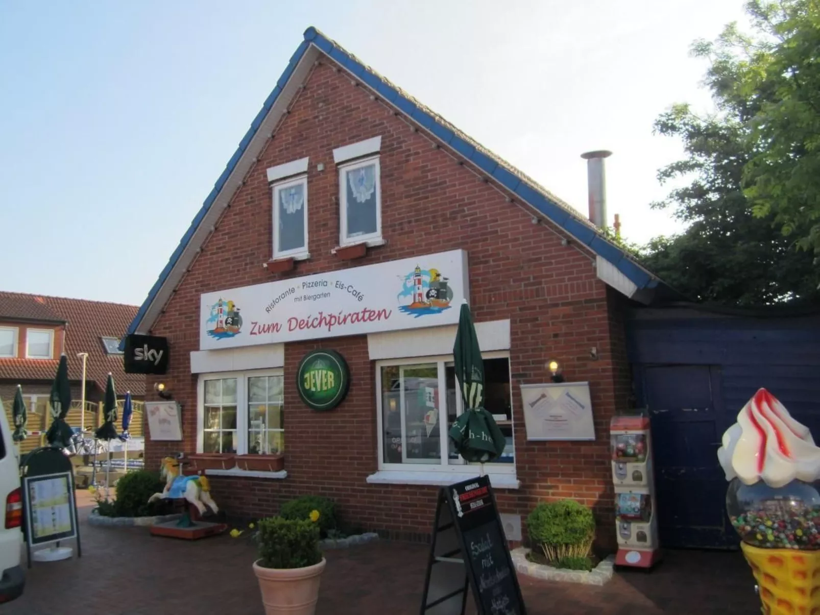 In kinderfreundlicher Ferienanlage-Outside