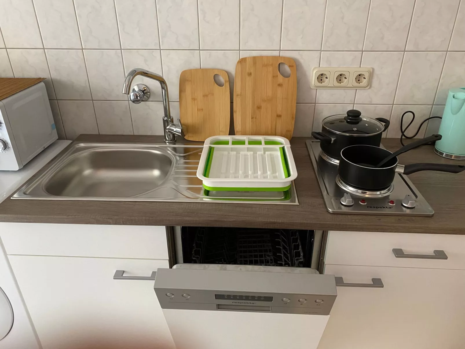 Grüne Oase neben Duisburg Hbf-Inside