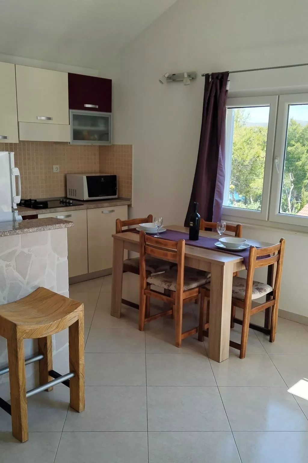 "Lile" mit Blick auf das Wasser-Dedans