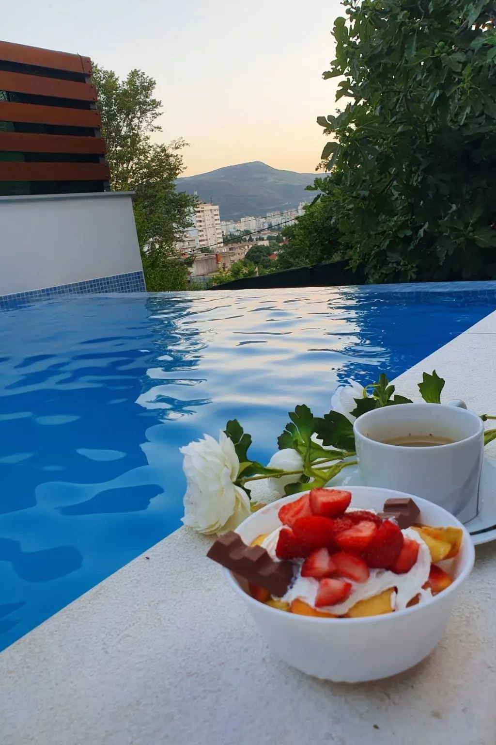 Casa Divani Apartment mit Pool für einen angenehmen Aufenthalt-Draußen