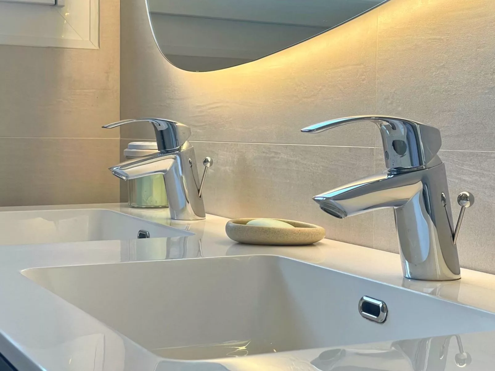 APT 4 pers - Residenz Swimmingpool - Klimaanlage - Meerblick-Drinnen