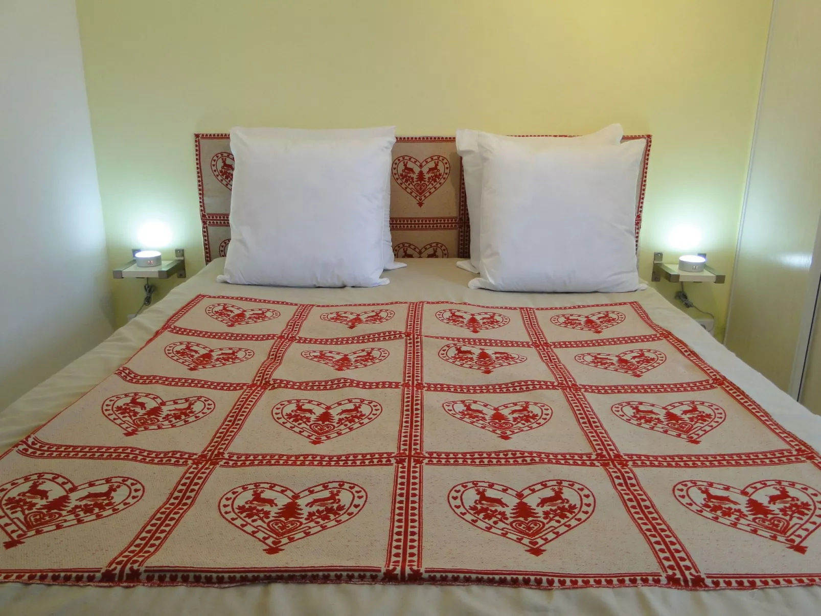 Gite Iris Montagnes du Jura mit Spa Sauna Fluss-Drinnen