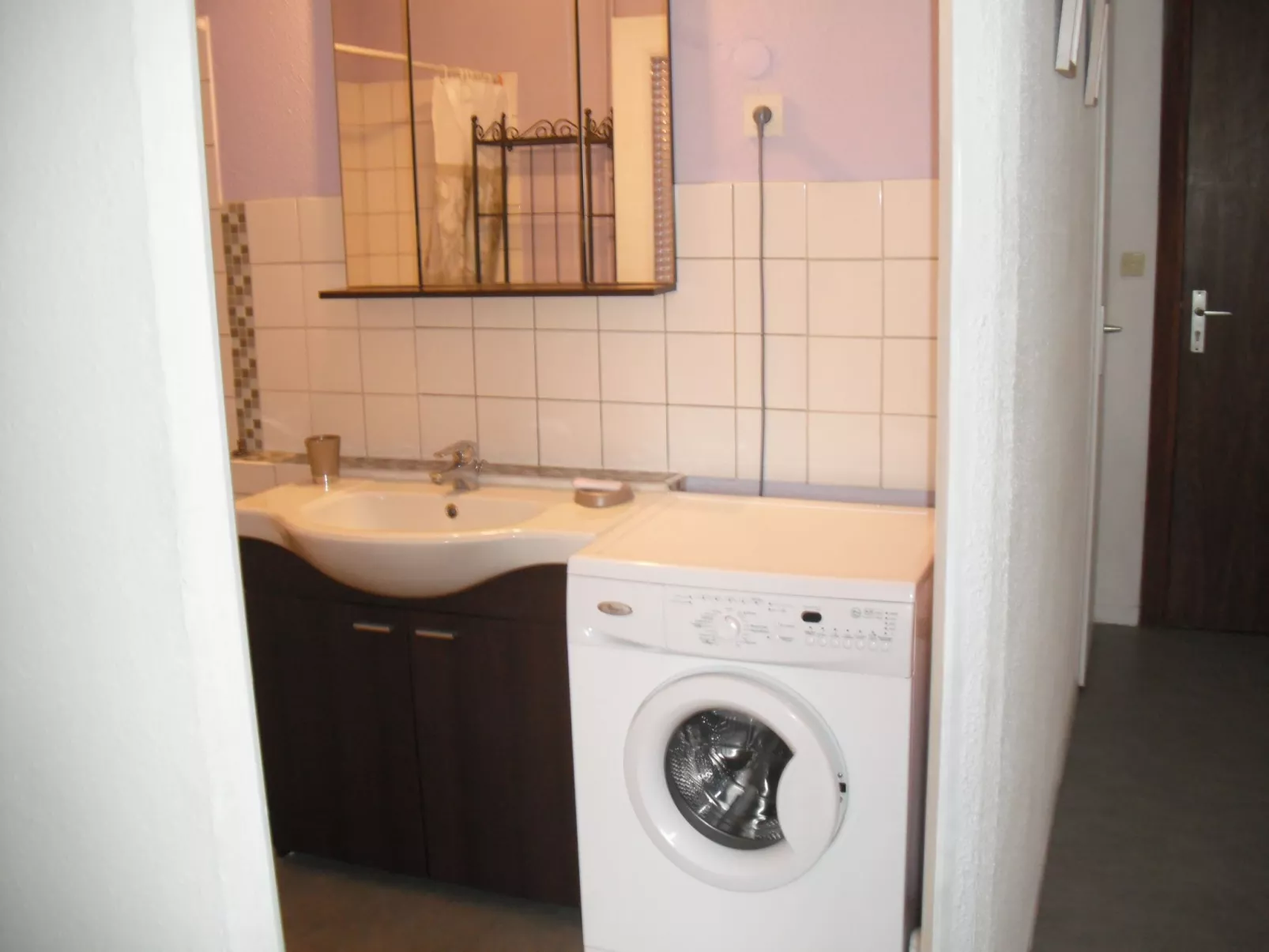 Aufenthalt für einige Nächte in Dijon-Drinnen