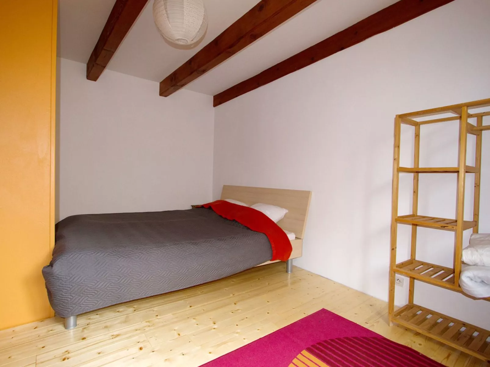 Großes Ferienhaus mit Terrasse und Garten-Inside