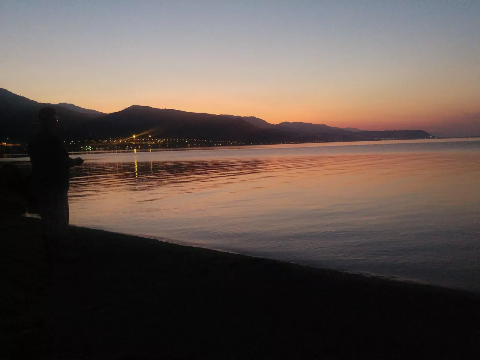 Charmantes Appartement in Derveni-Draußen