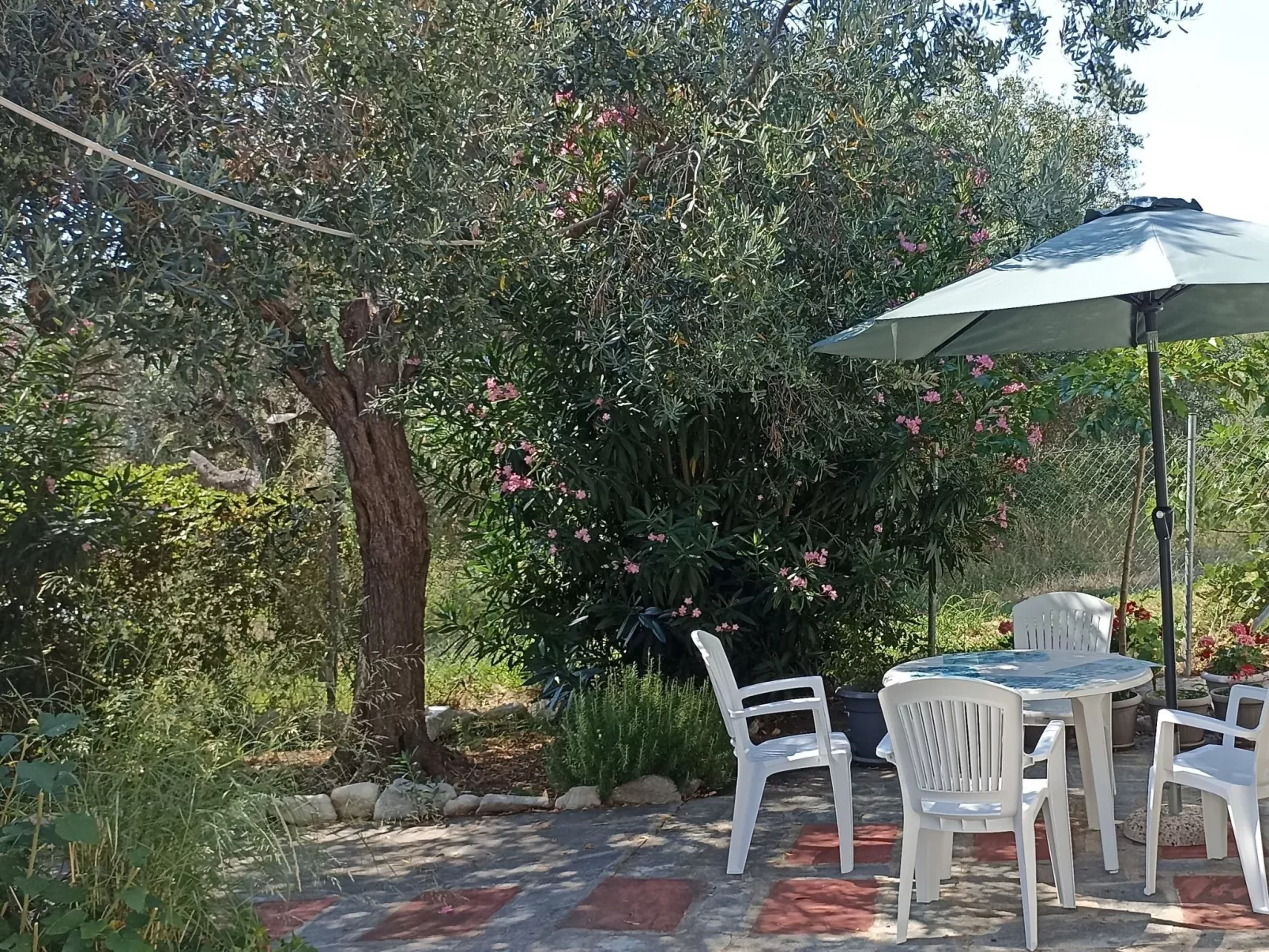 "Villa siesta" in Strandnähe-Outside