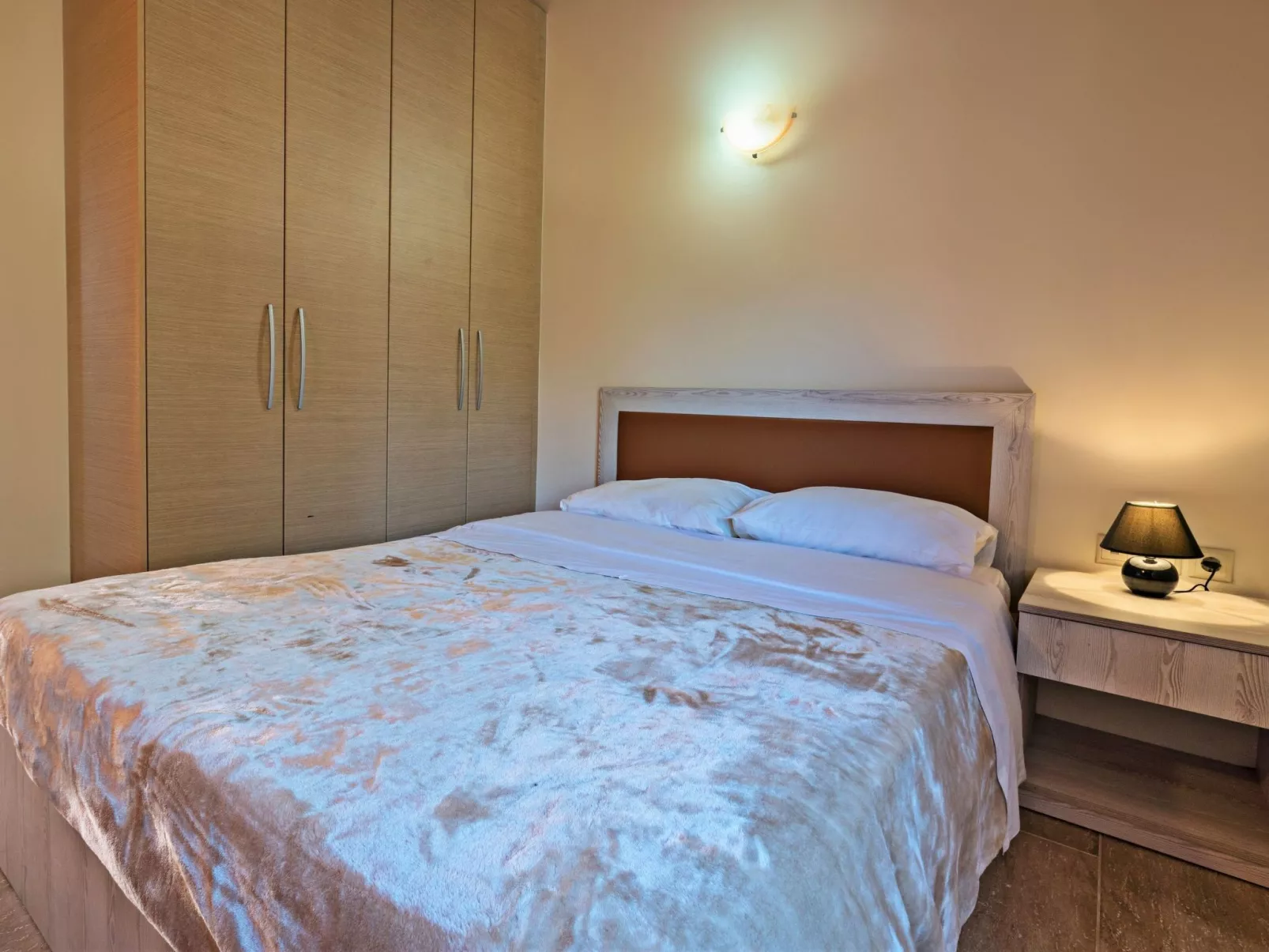 Villa Zeus mit privatem Pool und Jacuzzi-Dedans