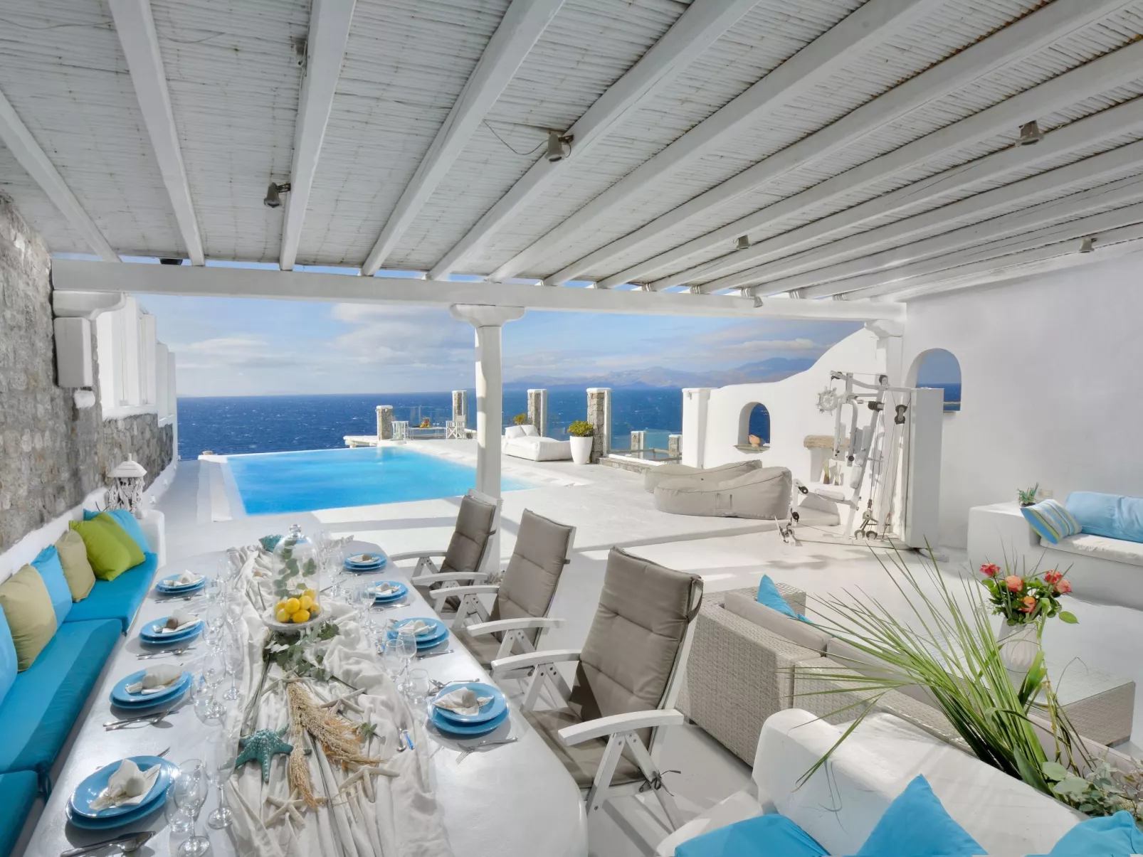 "Calypso Sunset" mit Terrasse-Dedans