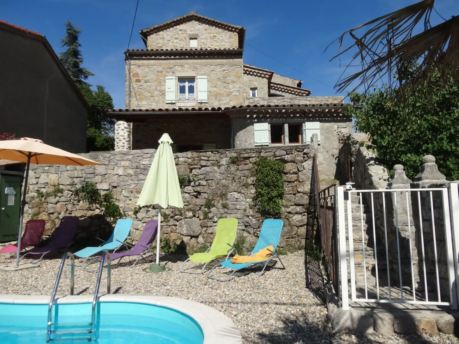 "La Fontaine" mit Pool-Draußen