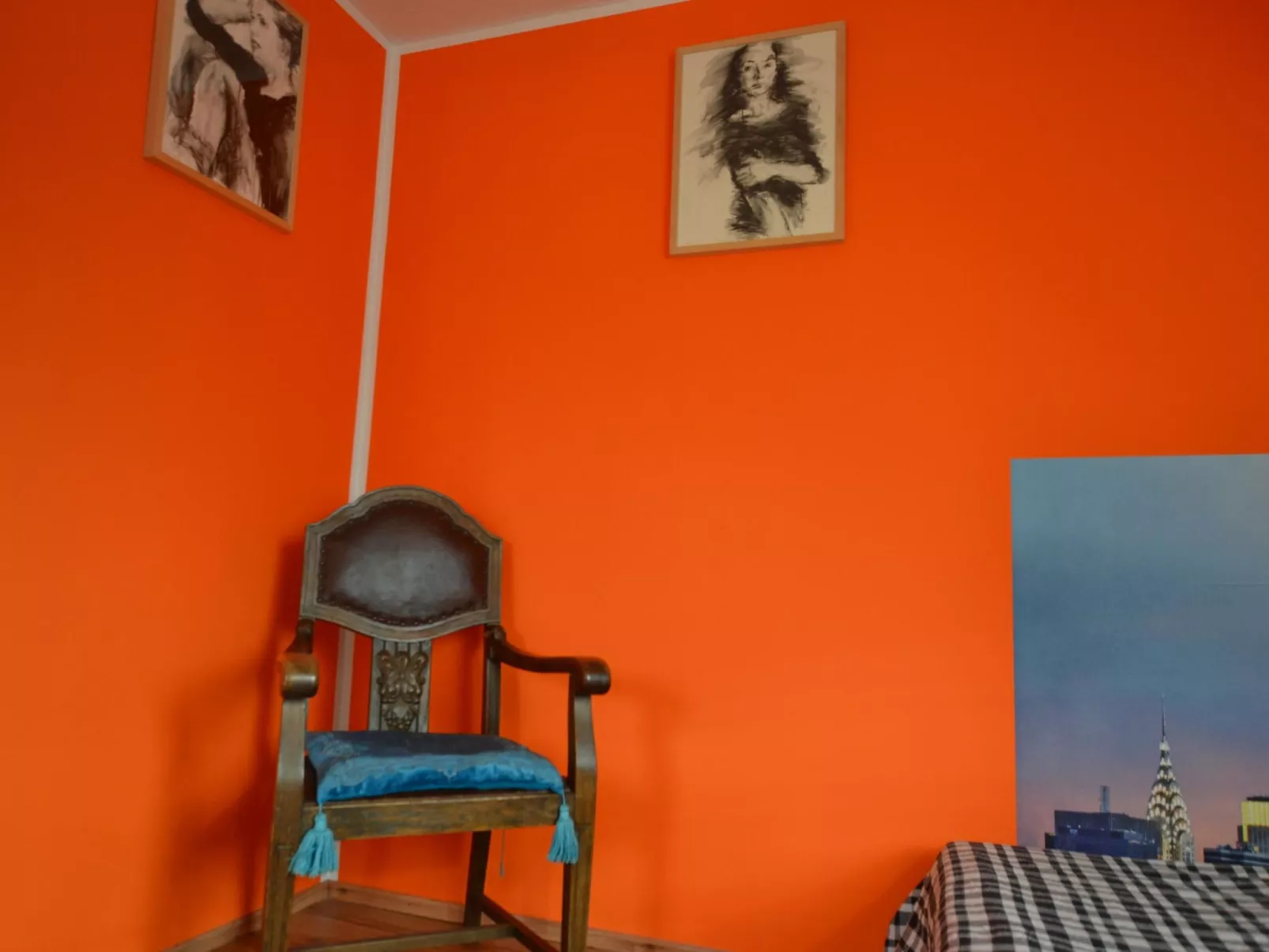 Großzügige Ferienwohnung mit Terrasse-Drinnen