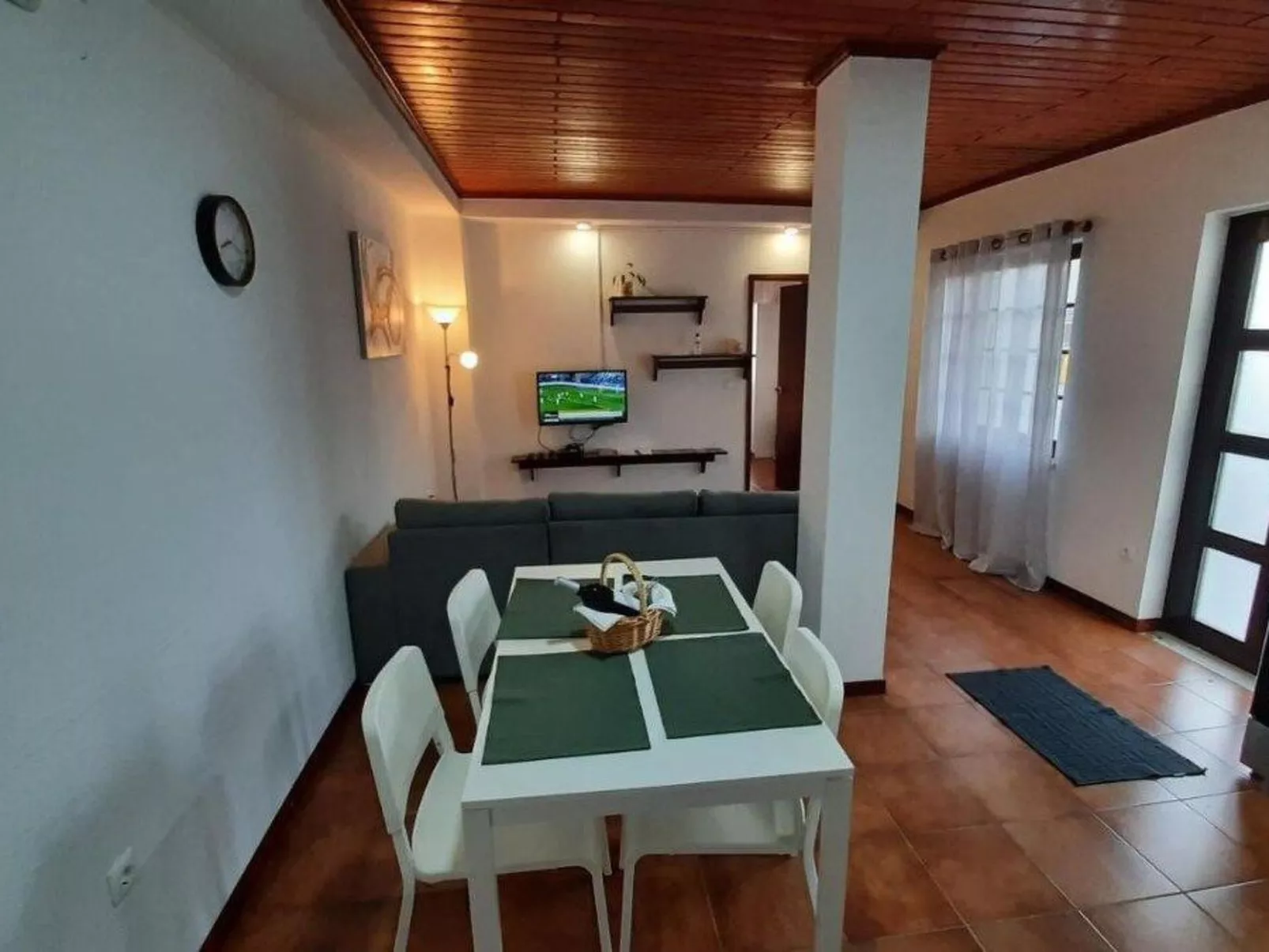 Maison de la Belle Mere 2-Drinnen