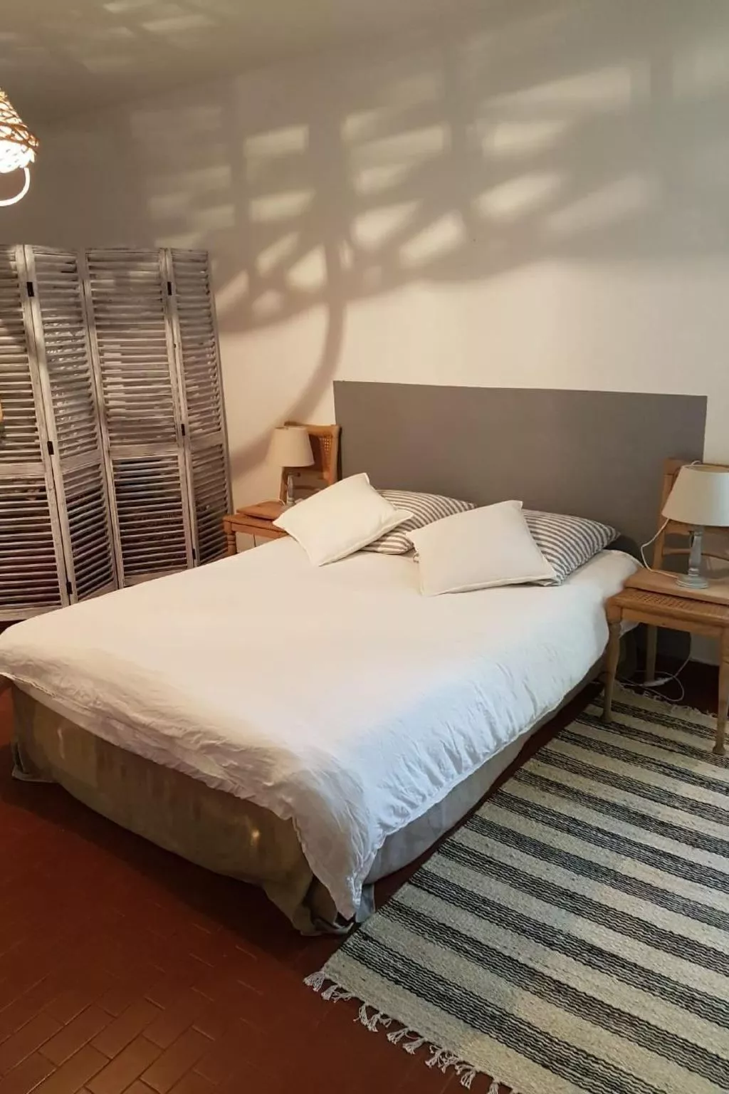 Provenzalisches Haus aus Naturstein in Gigondas-Inside