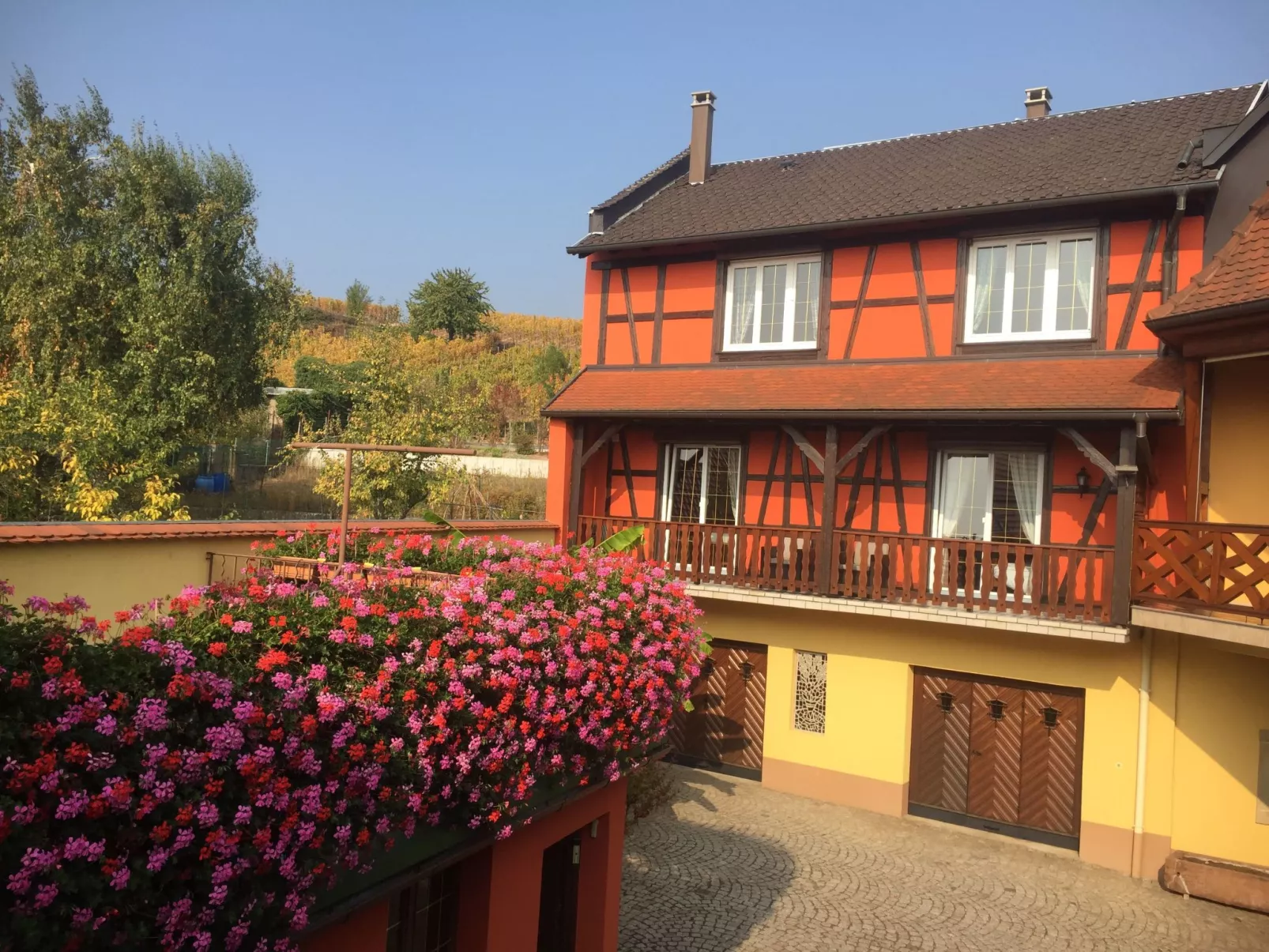 Große Ferienwohnung Gite mit Terrasse-Dehors