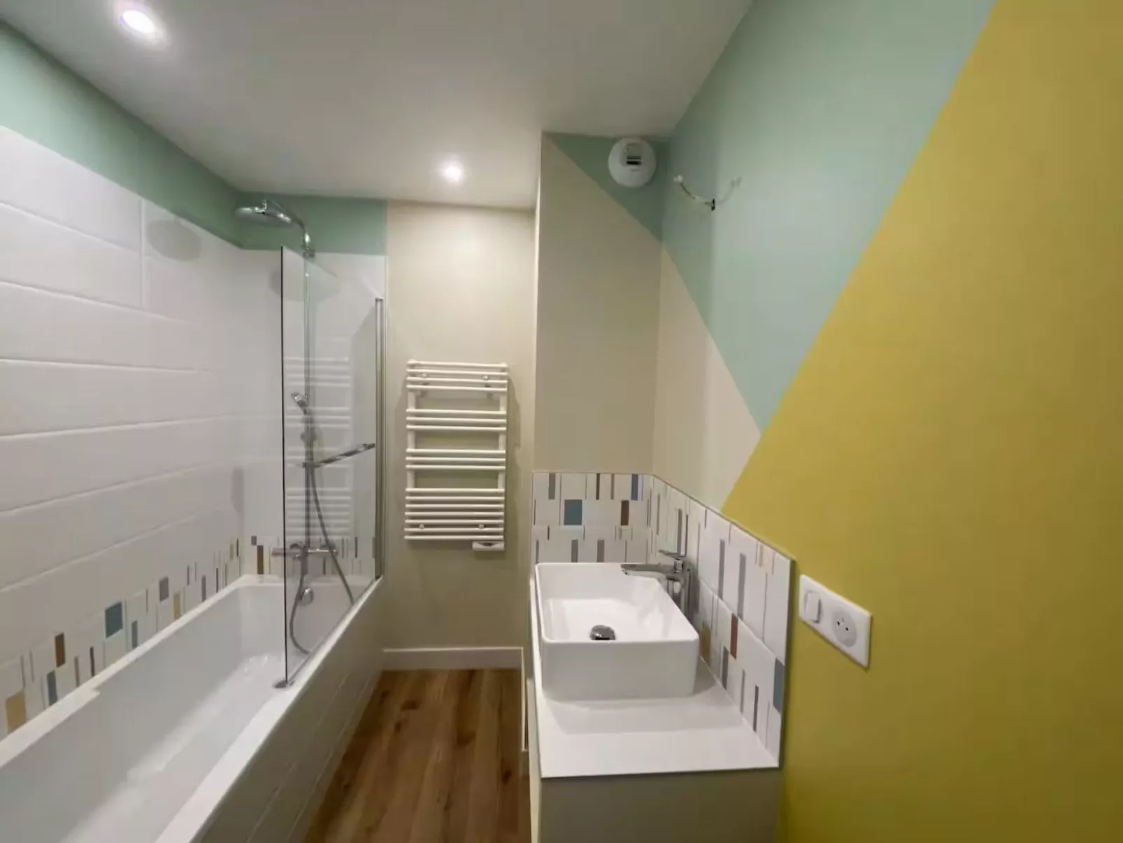 Charme DisneyLand Paris Vallée Village 8P See-Drinnen