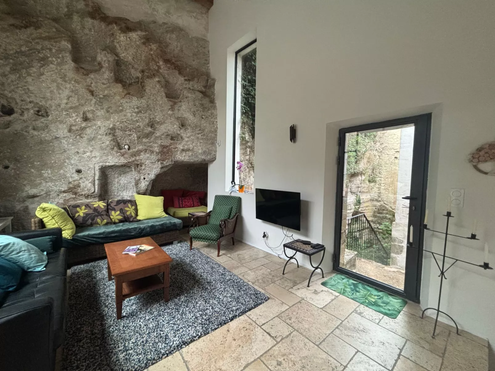 Dorfhaus in provencal mit Pool-Inside