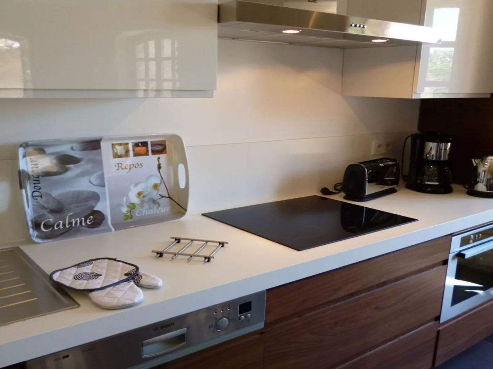 Domäne "Pavillon Timéo" mit Infinity-Pool-Inside