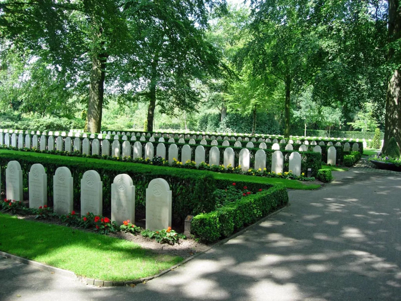 In Rhenen bei Grebbeberg und Wald-Image-tags.info