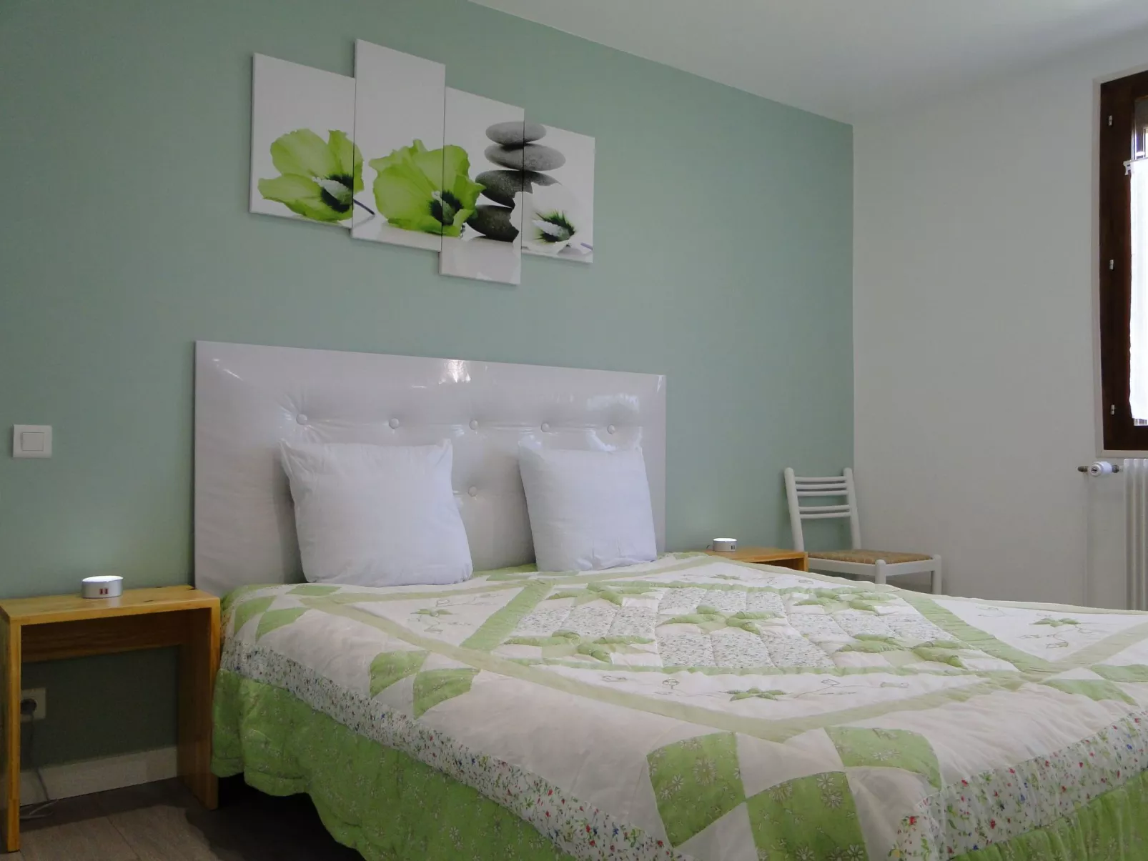 1805 Saine Montagnes du Jura mit Spa & Sauna-Inside