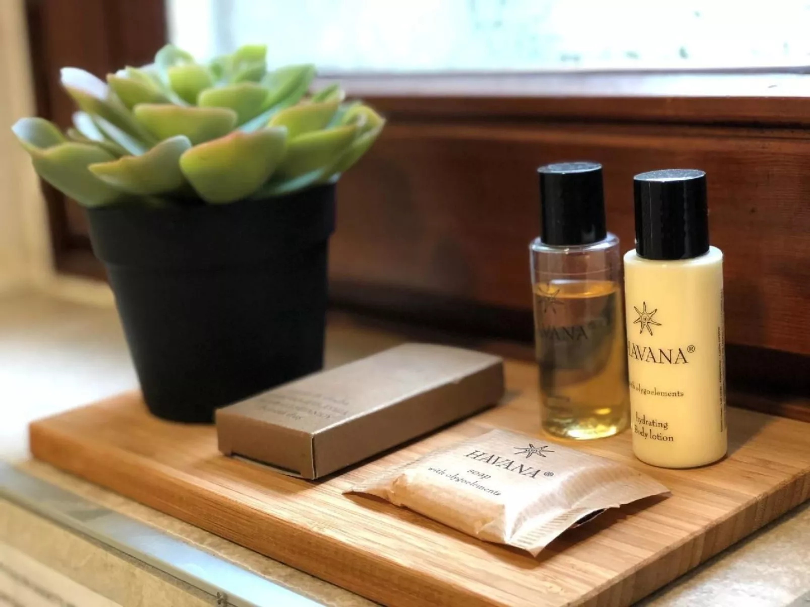 Mit Bergblick-Drinnen