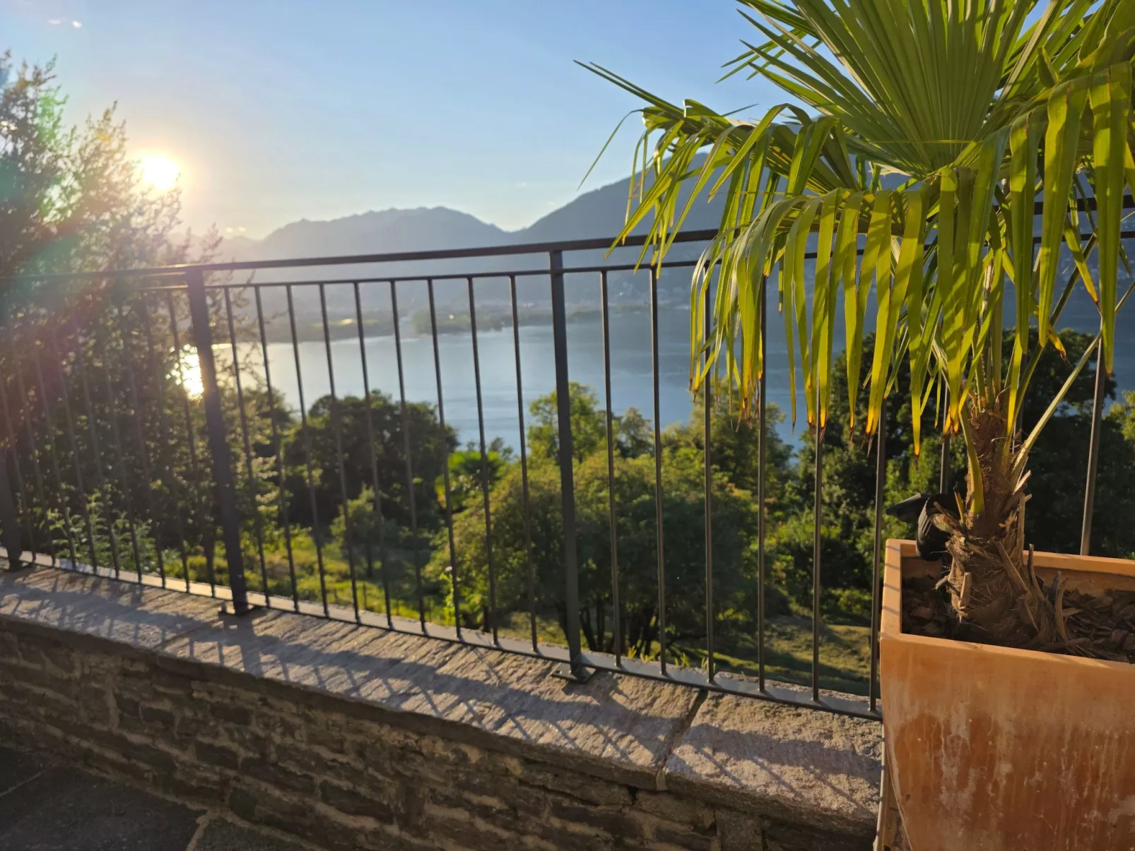 Casa Melitta' Ferien mit schönem Seeblick-Draußen
