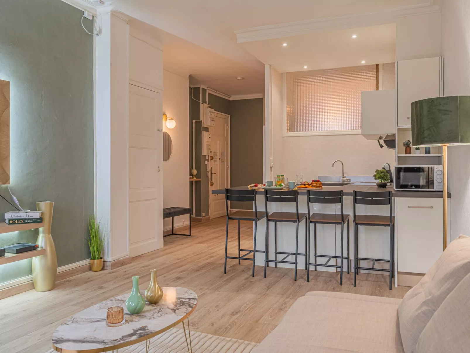 Ferienwohnung "Luxury Cinéphile"-Dedans