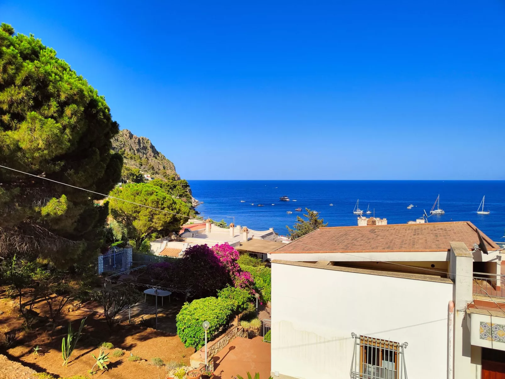 La Casetta di Mari by Holiday World-Outside