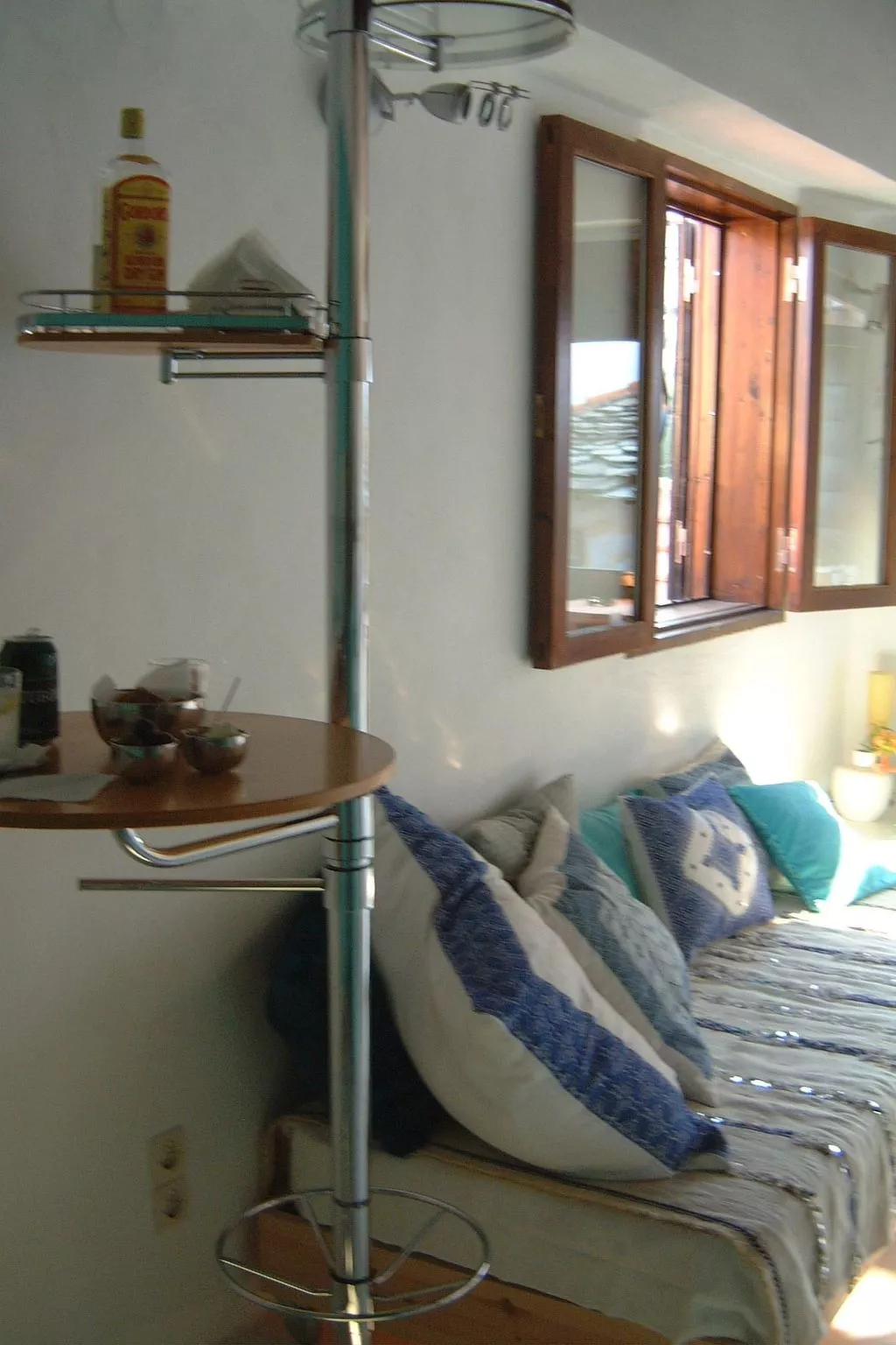 "Julia" mit Blick auf das Wasser-Dedans