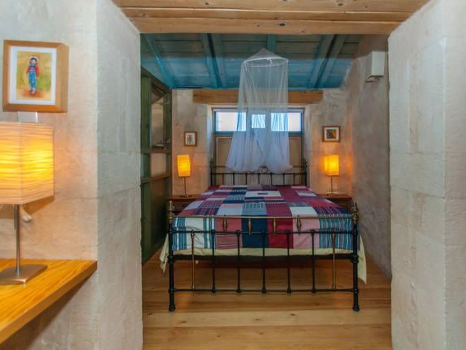 Mit privatem Pool in Roustika-Dedans