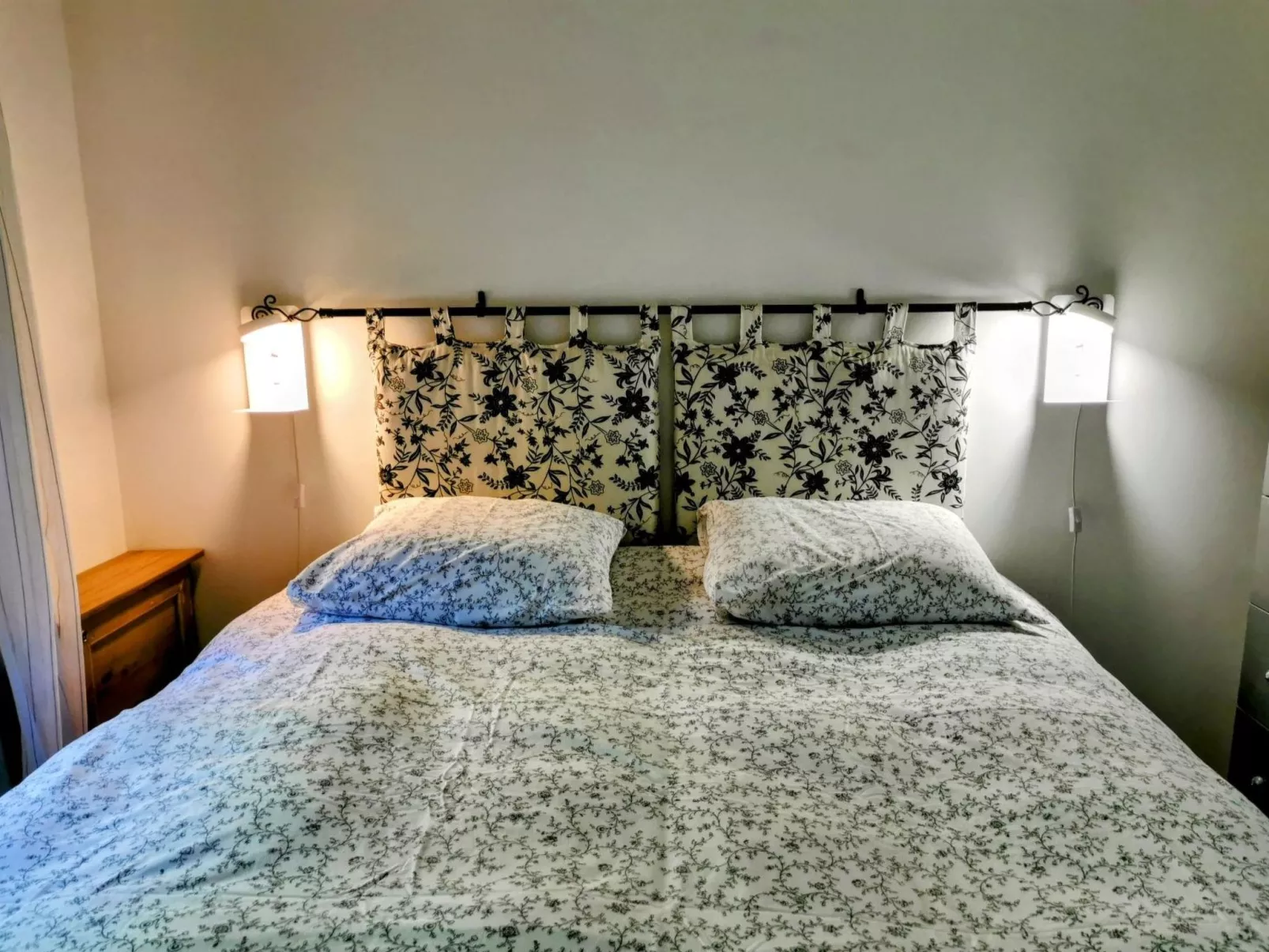 Auf dem Land mit Pool-Inside