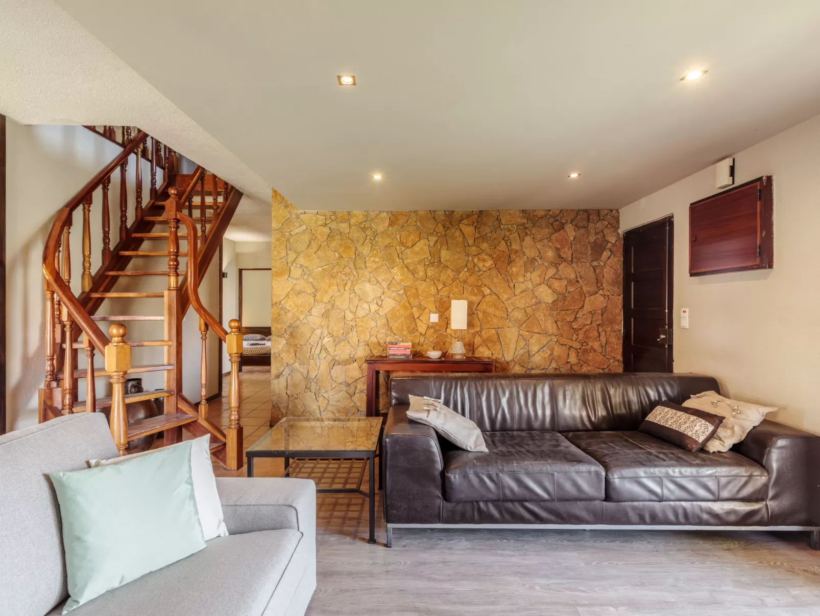 Aroeira Pool House-Image-tags.info