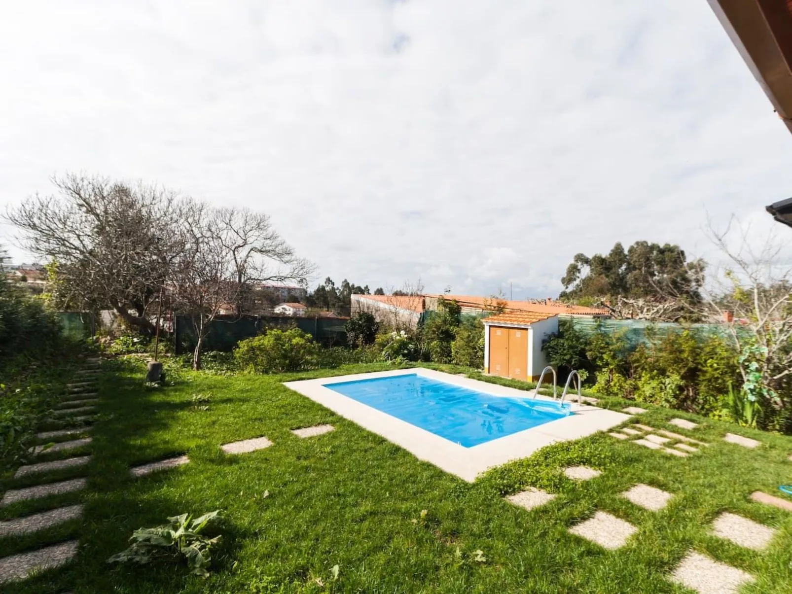 Mit Garten, Grill und Terrasse-Dehors