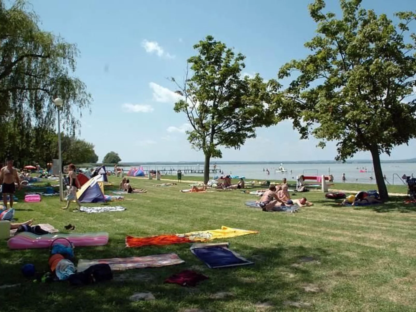 Appartement mit Terrasse-Draußen