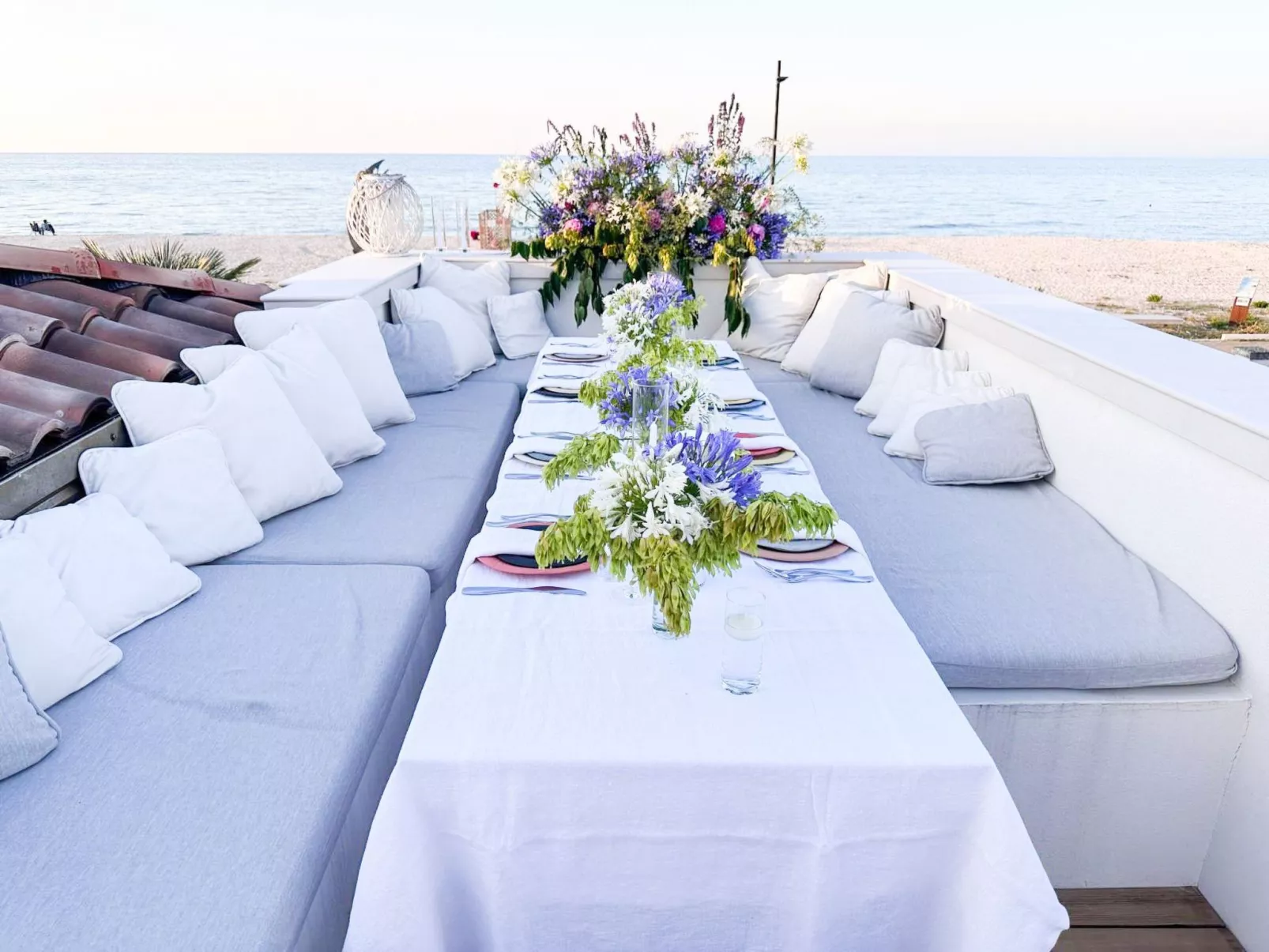 Elegante Villa am Strand, Jacuzzi und Garten-Inside